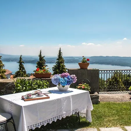 Sleeps 5 With Pool And Wifi Massino Visconti