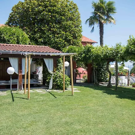 Sleeps 5 With Pool And Wifi * Massino Visconti
