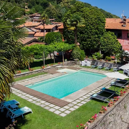 Sleeps 5 With Pool And Wifi Appartamento